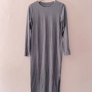 A Pea in the Pod grey maternity dress long sleeves